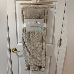 Mythology Luxury Feather Throw Blanket
